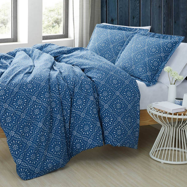 Canora Grey Kirsty Navy Indoor/Outdoor Rug & Reviews Wayfair